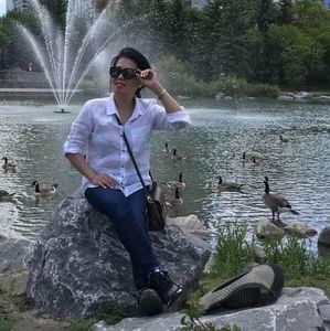 Meet your Posher, Christina